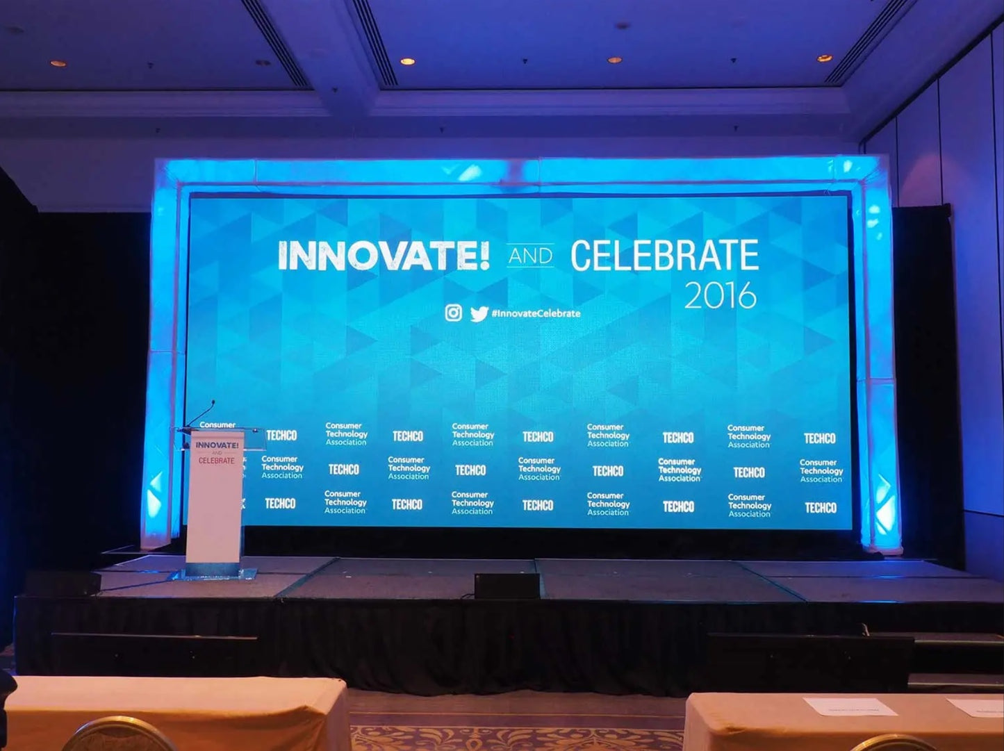 LED Screen